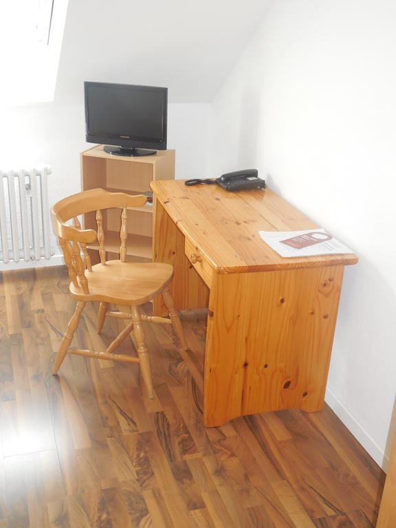 Hotel Garni Am Hechenberg Mainz Quarto foto